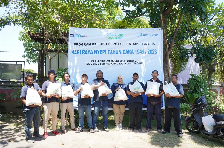 Program Pelindo Berbagi Sembako Gratis dalam rangka Hari Raya Nyepi Tahun Baru Saka 1945 atau Tahun 2023 di Bali.