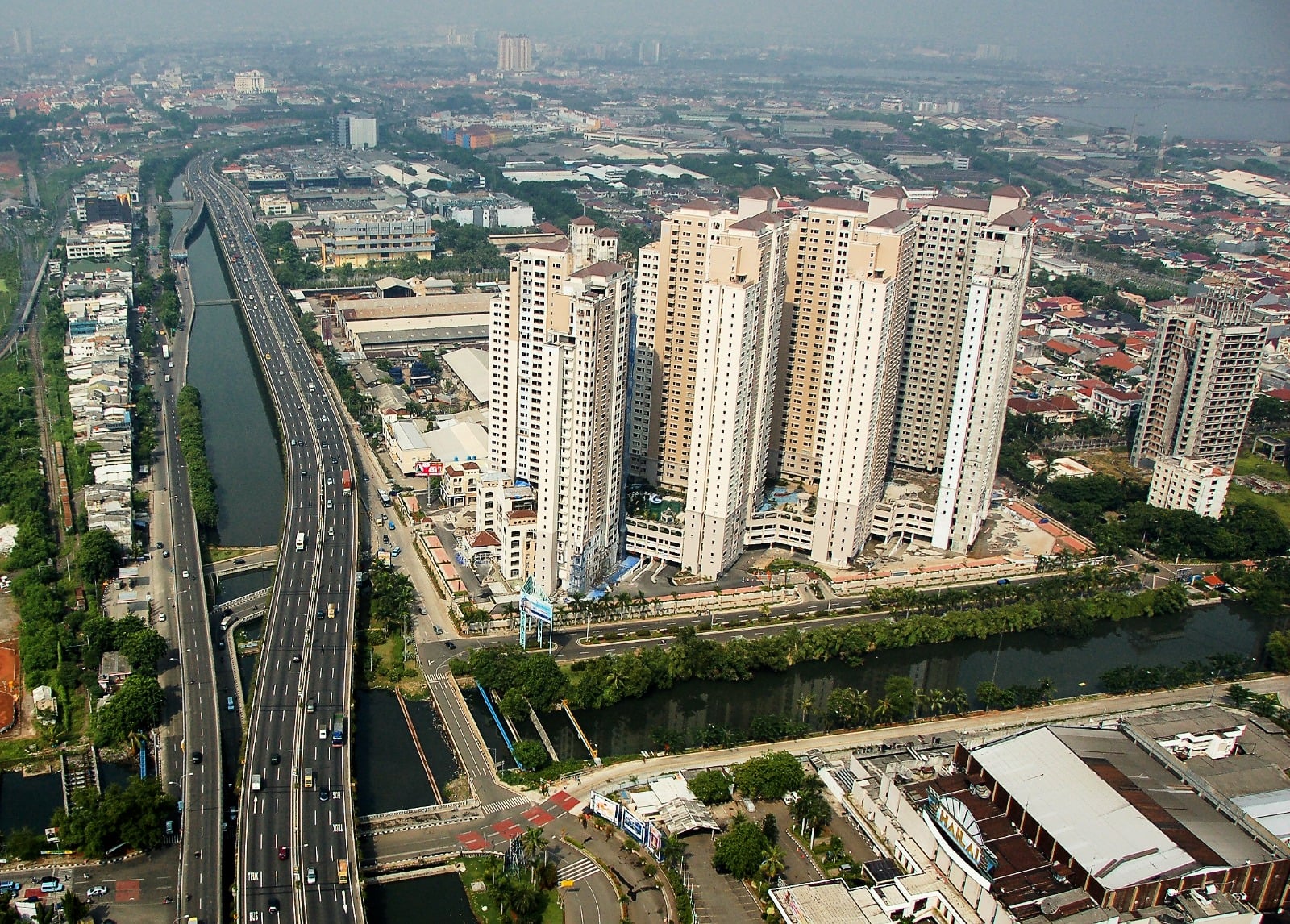 Penghuni Apartement Mediterania Sebar Hoax
