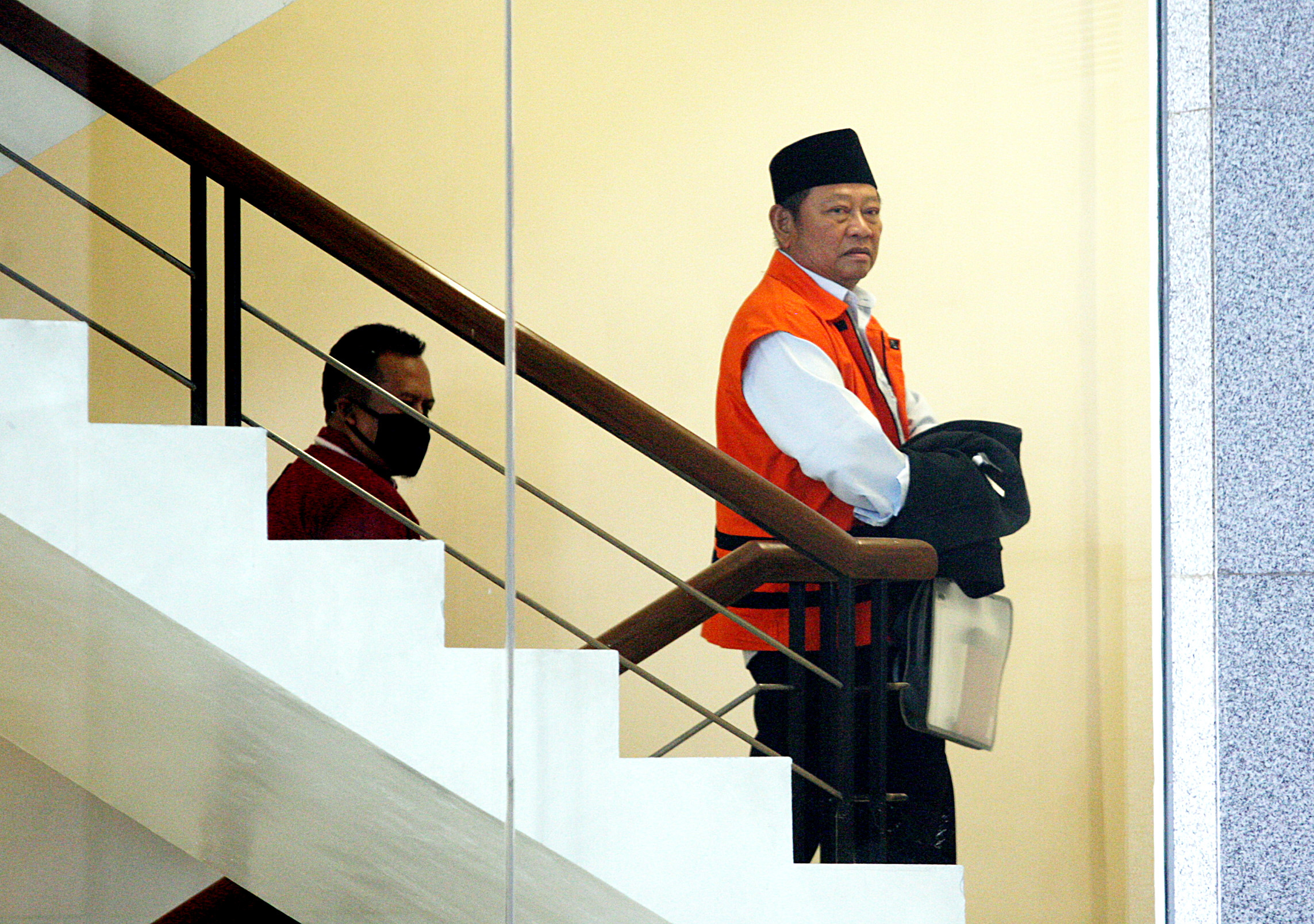 Bupati Sidoarjo Nonaktif Saiful Ilah di Gedung KPK, Jakarta.