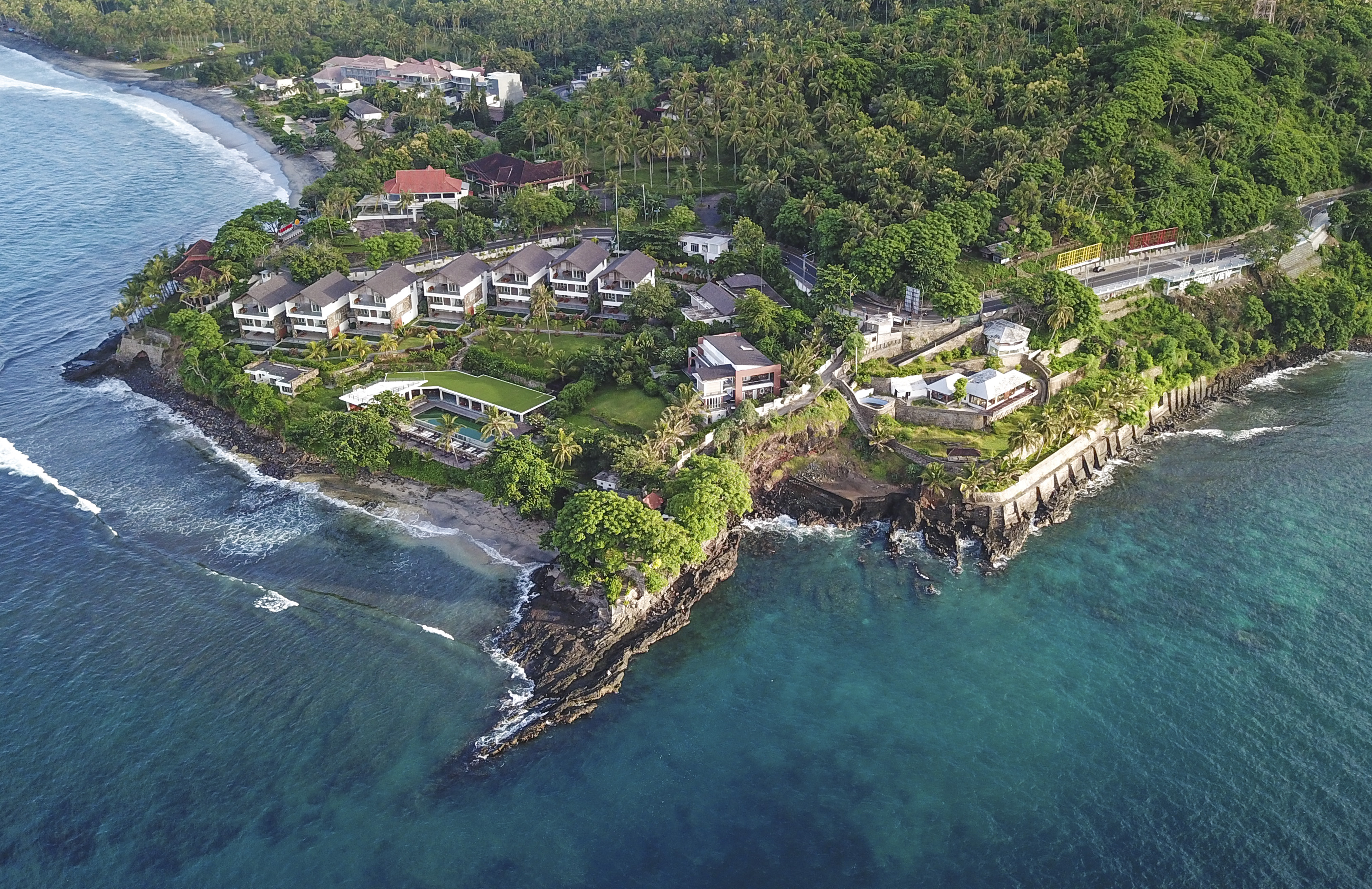 Ilustrasi foto udara bangunan hotel di wilayah NTB.