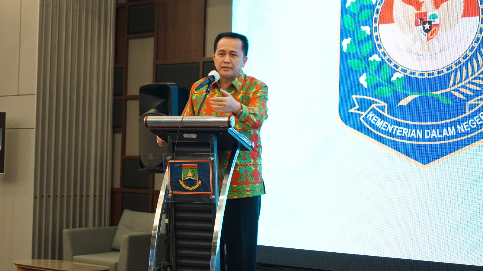 Dirjen Bina Keuda Agus Fatoni