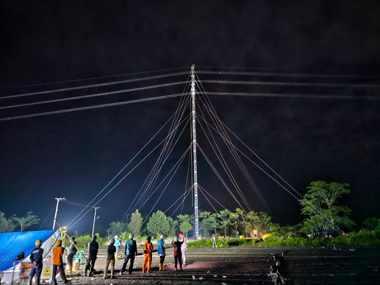 PT PLN (Persero) memastikan pasokan kelistrikan Pulau Bangka 100% pulih kembali. 