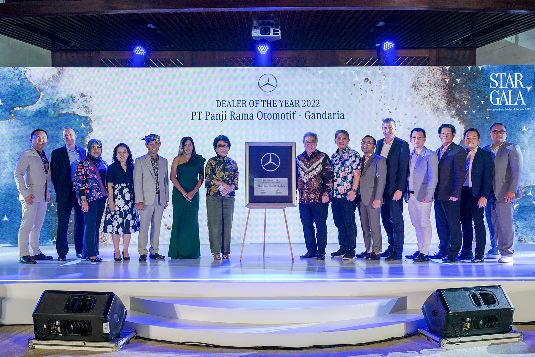 PT Panji Rama Otomotif - Gandaria Sabet Mercedes-Benz Dealer of the Year 2022