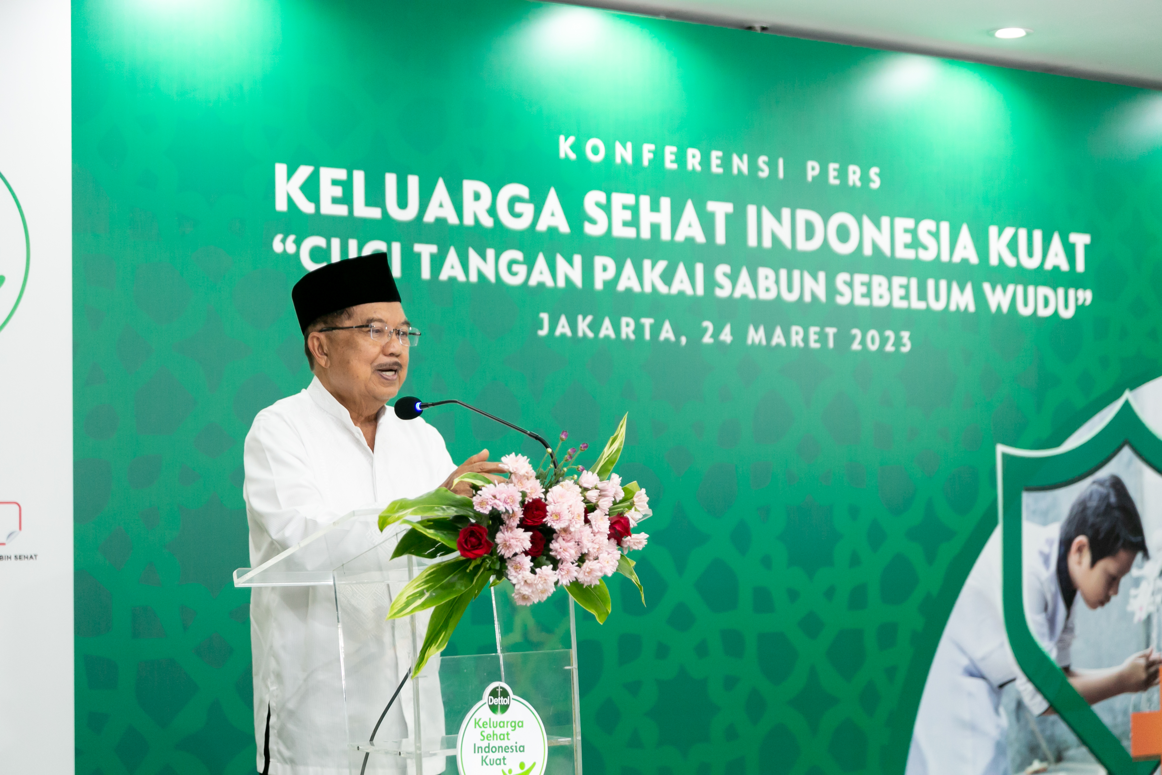 Ketua Dewan Masjid Indonesia (DMI)  H. Muhammad Jusuf Kalla