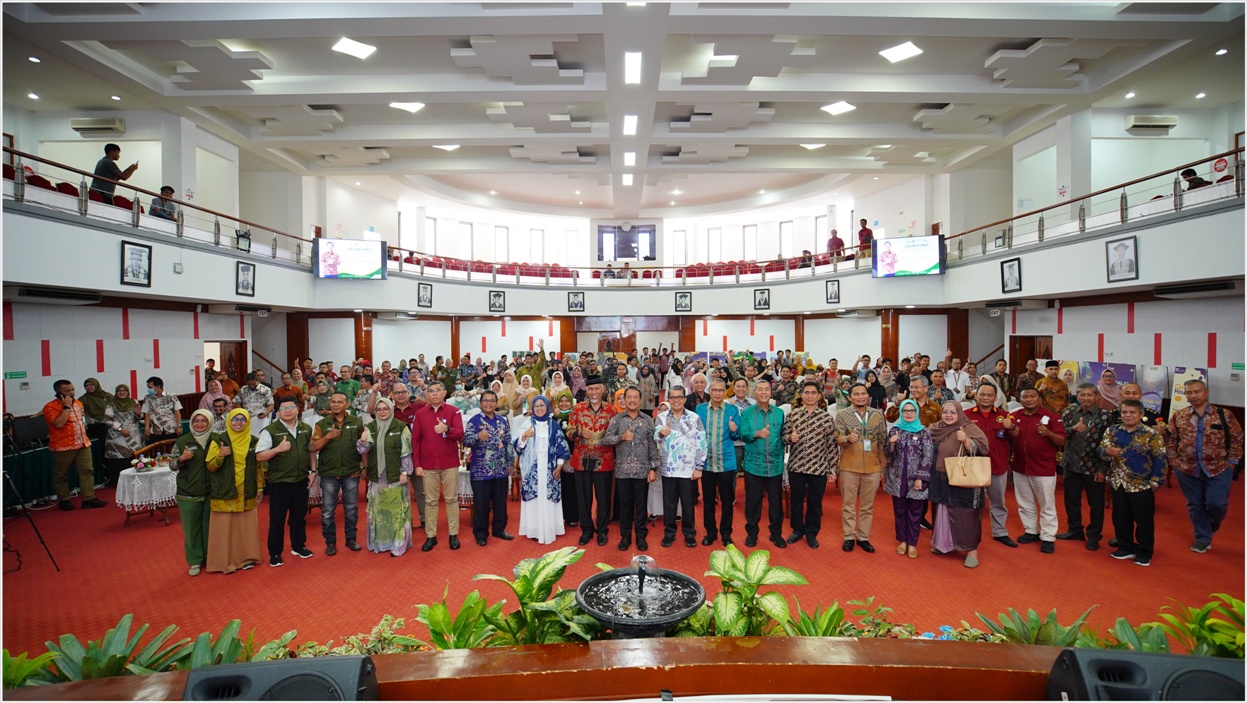 Menteri Kelautan dan Perikanan (KP) Sakti Wahyu Trenggono meresmikan Pusat Riset Stem Cell dan Biobank, Hilirisasi, Komersialisasi dan Bisni