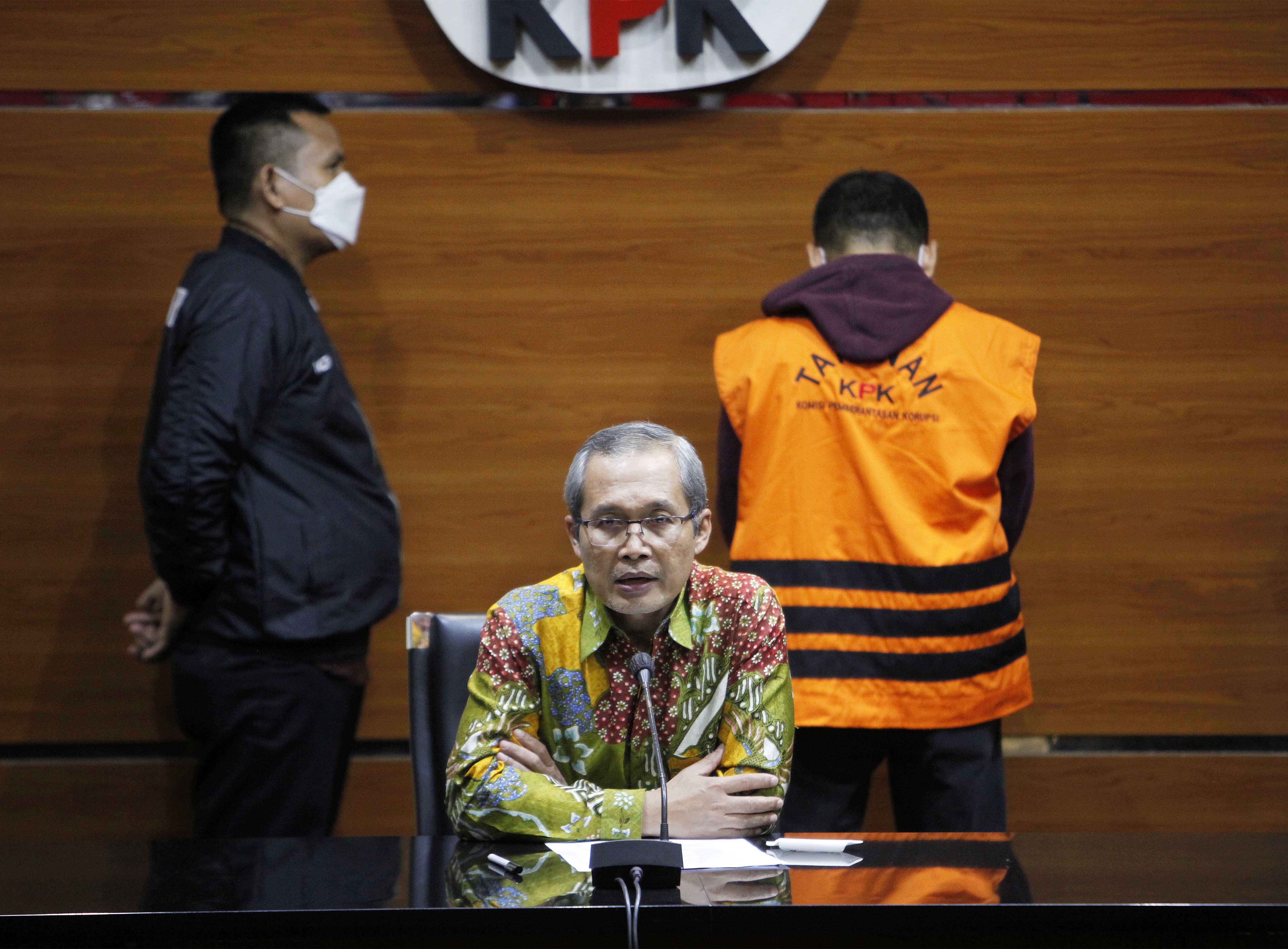  Wakil Ketua Komisi Pemberantasan Korupsi (KPK) Alexander Marwata menyampaikan keterangan pers