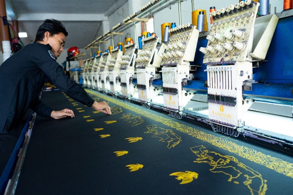 Proses finishing pembuatansarung bordir