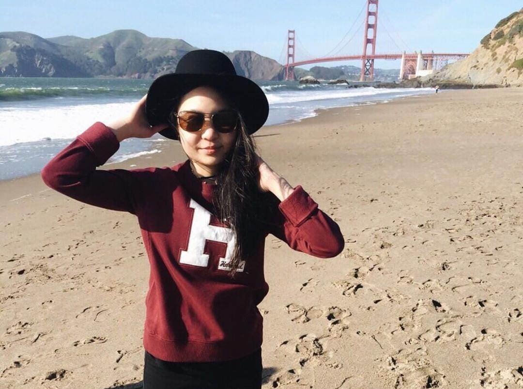 Brand lokal Cottonology menghadirkan produk body care dan sunscreen yang diperuntukkan wanita karier yang banyak aktivitas di luar kantor. 