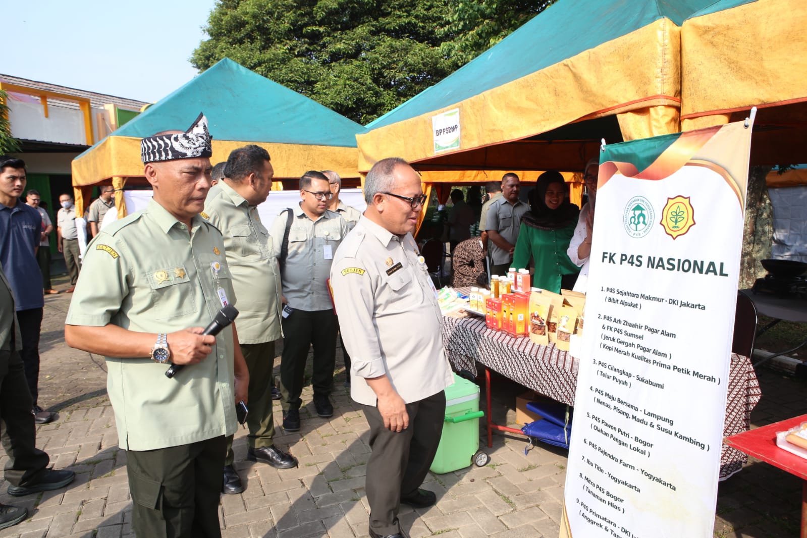 Kementan menggelar Bazaar Tani Ramadan di Jakarta mulai tanggal 20 Maret hingga 13 April 2023.