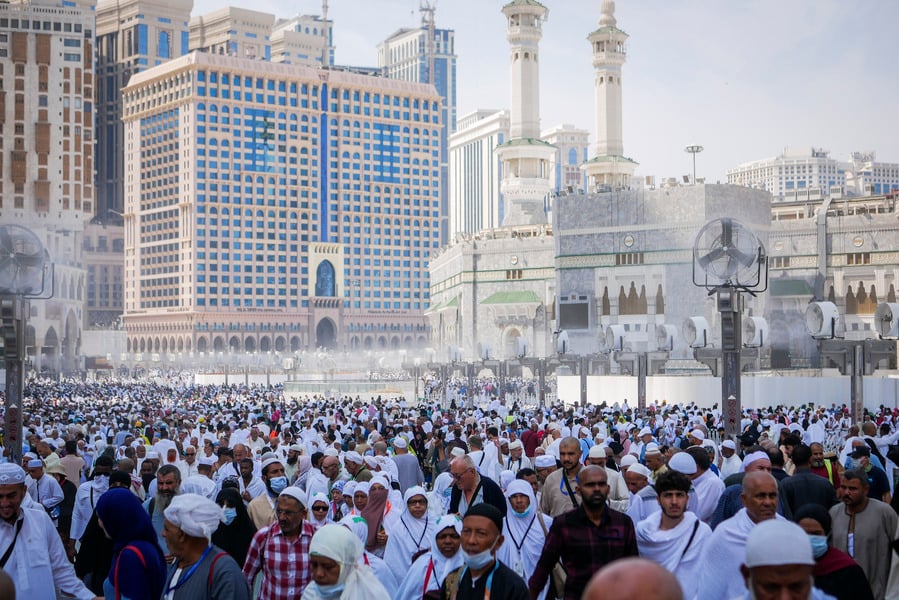 Jemaah umrah di Arab Saudi