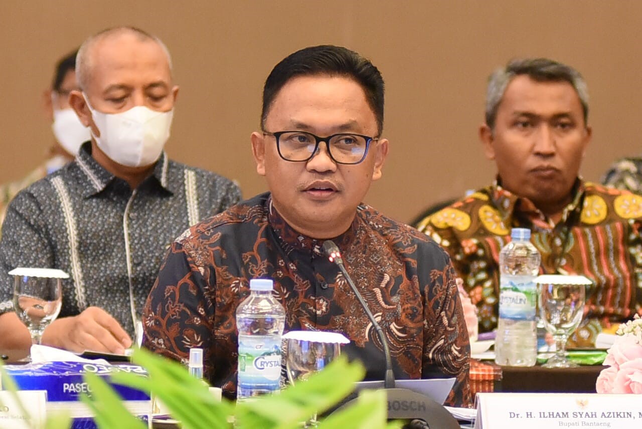 Sekretaris Bappelitbangda Sulsel, Junaedy B,.