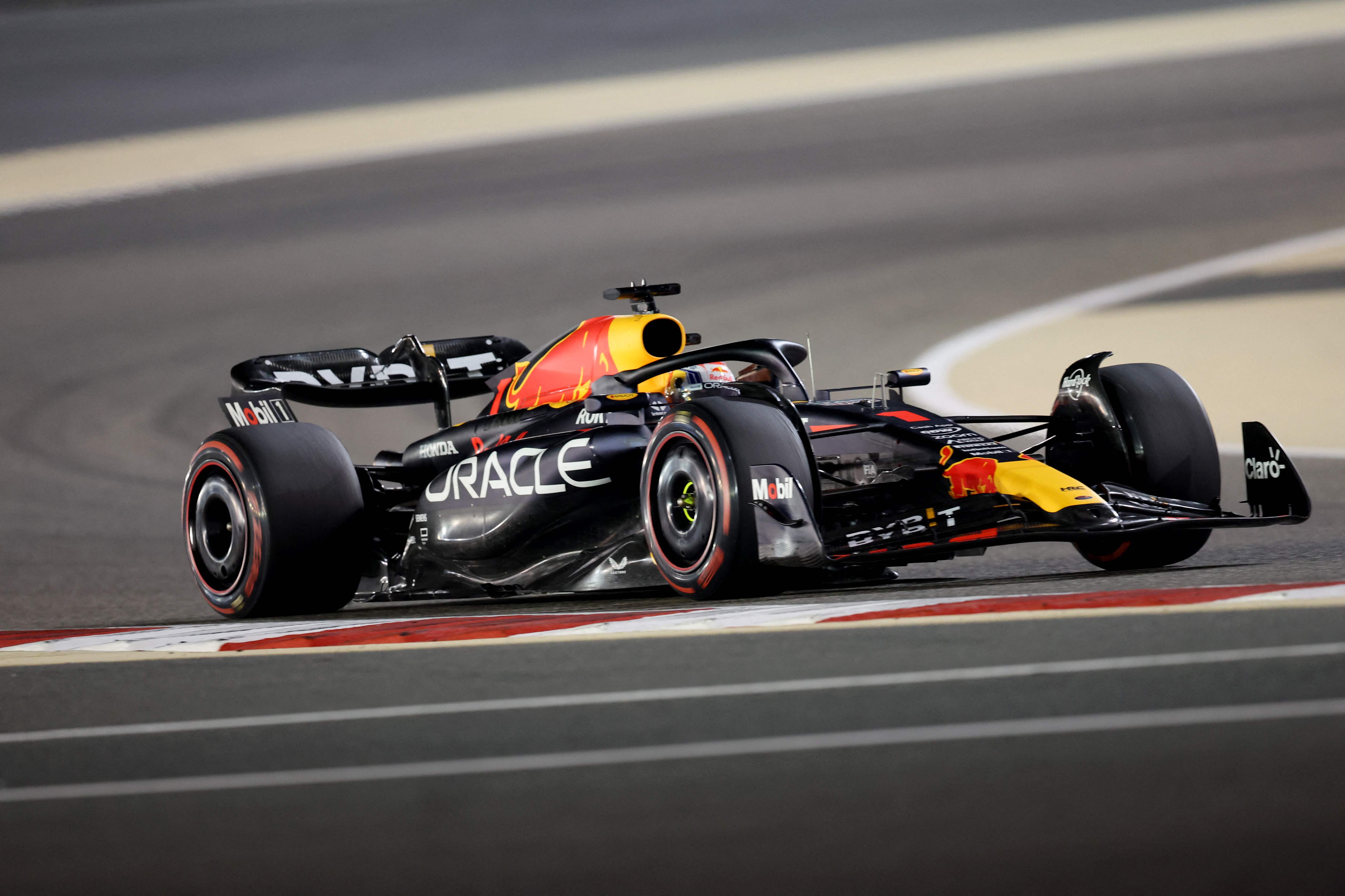 Pembalap Red Bull Honda, Max Verstappen menjuarai seri pertama balap Formula 1 2023, GP Bahrain, Minggu (5/3). 