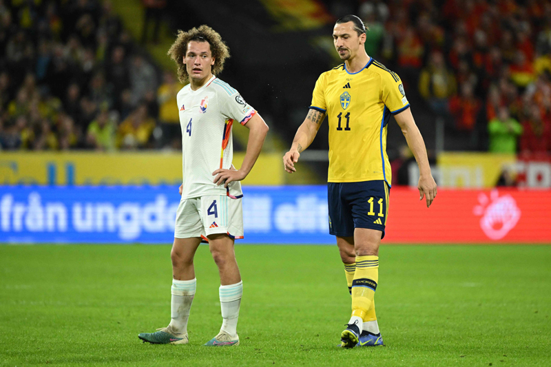 Zlatan Ibrahimovic menjadi pemain tertua kedua yang tampil di kualifikasi Piala Eropa. 