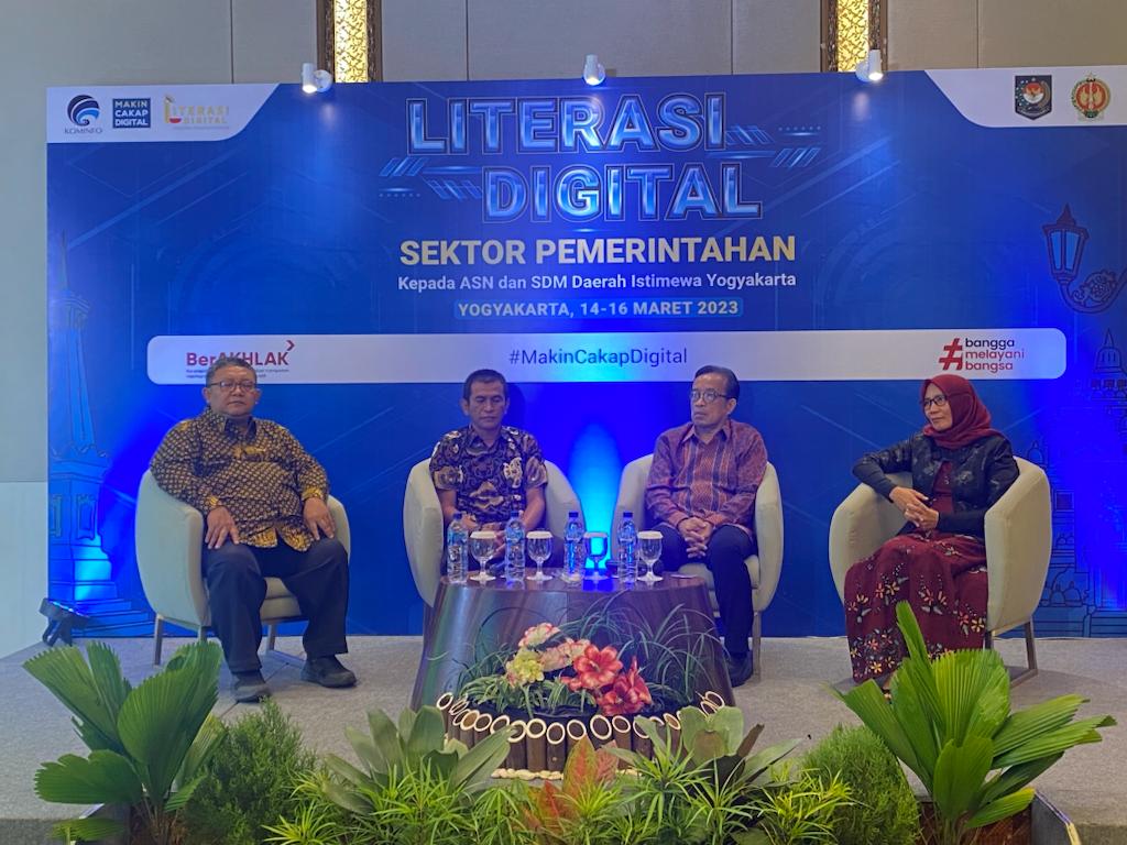 Kegiatan literasi digital di sektor pemerintahan untuk ASN Daerah Istimewa Yogyakarta