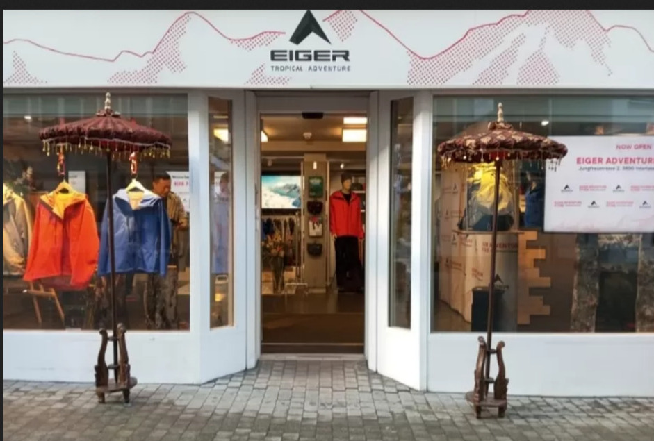 Toko pertama Eiger di luar negeri tepatnya Jungfraustrasse nomor 2, Interlaken, Swiss.