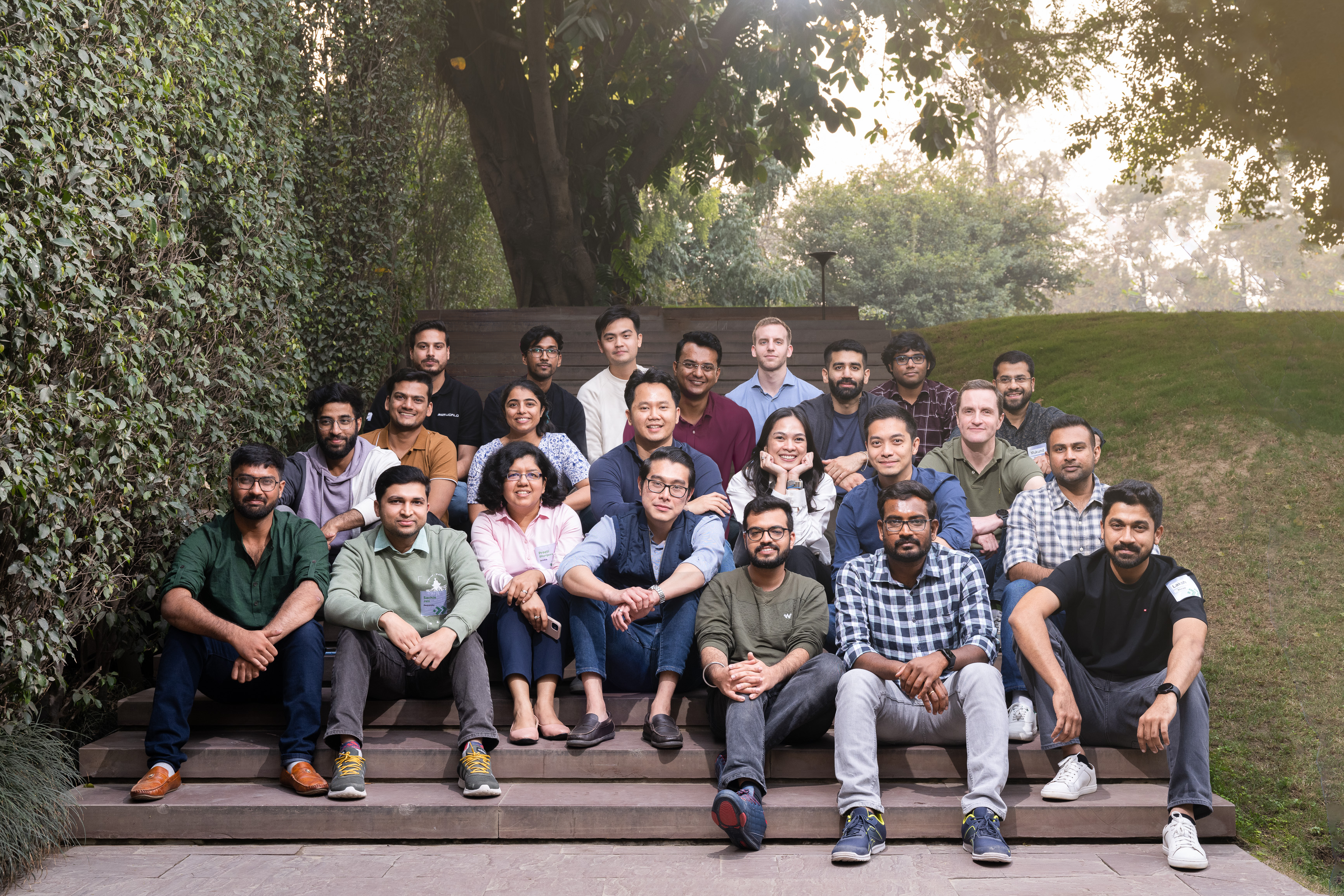 Founder dari 12 startup 