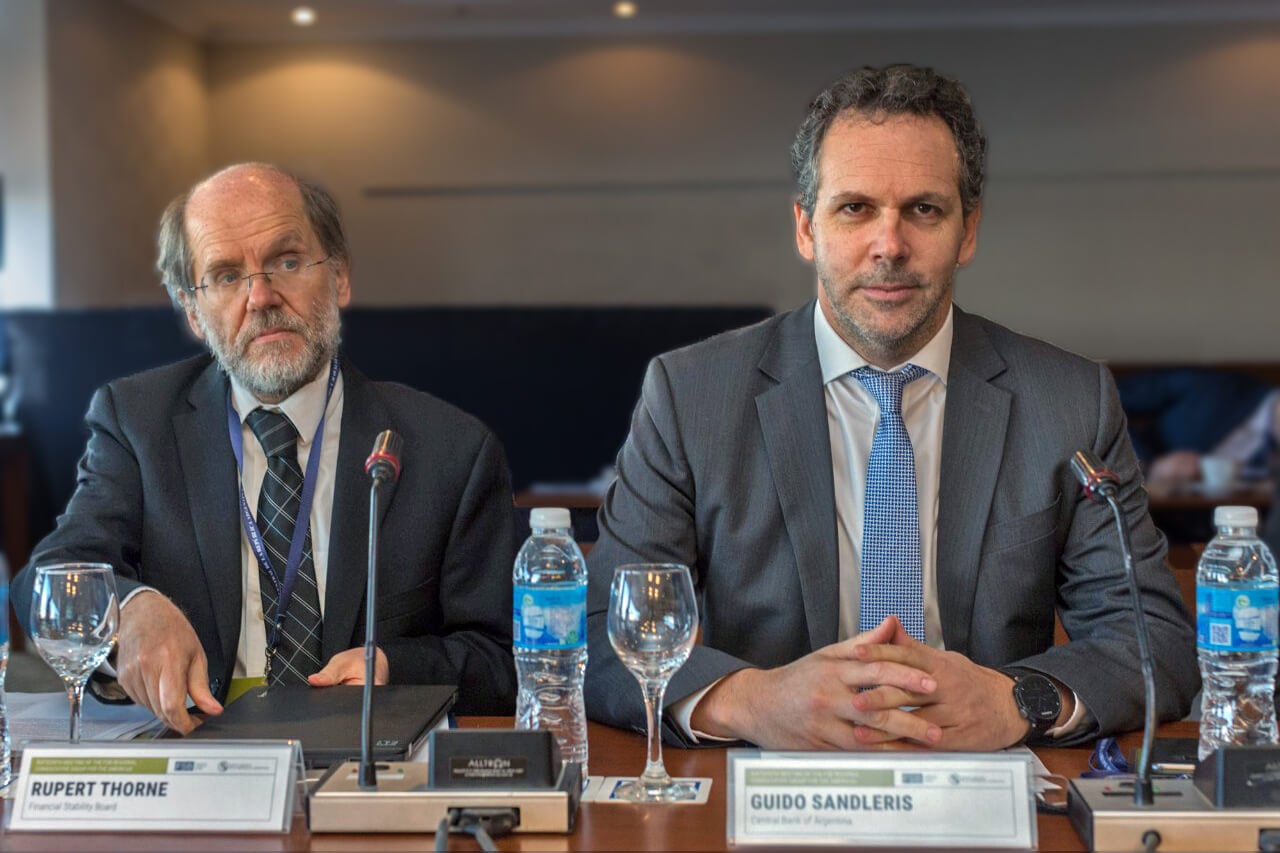 Deputy Secretary General Financial Stability Board, Rupert Thorne (kiri)