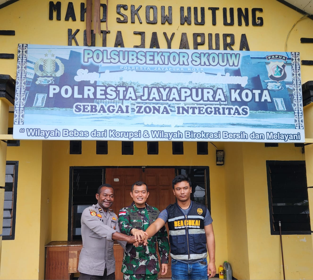 Tim Sweeping Gabungan Wilker Skouw Gagalkan Penyelundupan 4,25 Kg Ganja Kering