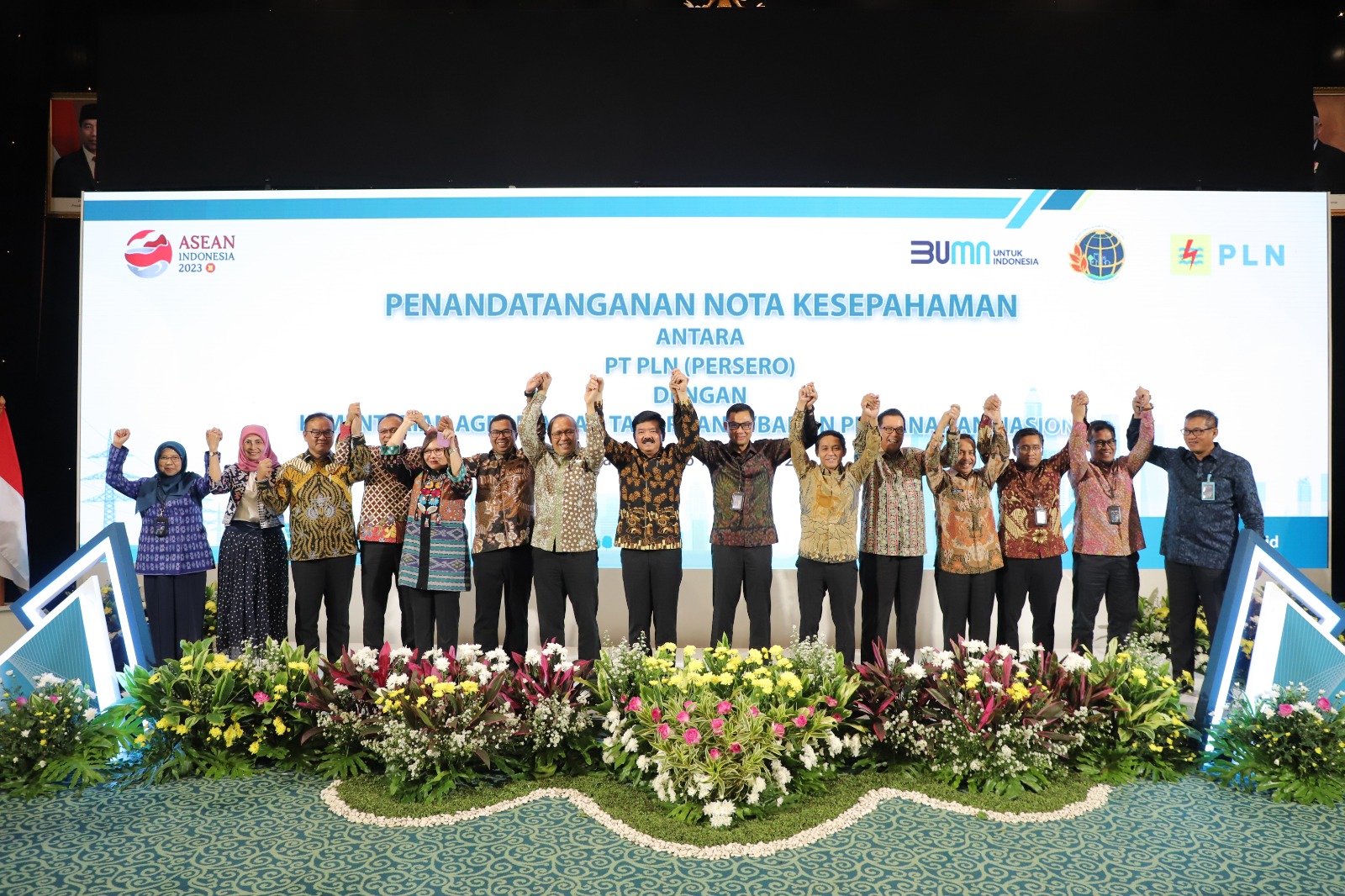Kementerian ATR/BPN bersama PLN menandatangani nota kesepahaman atau memorandum of understanding (MoU) di Kantor Pusat PLN, Jakarta.