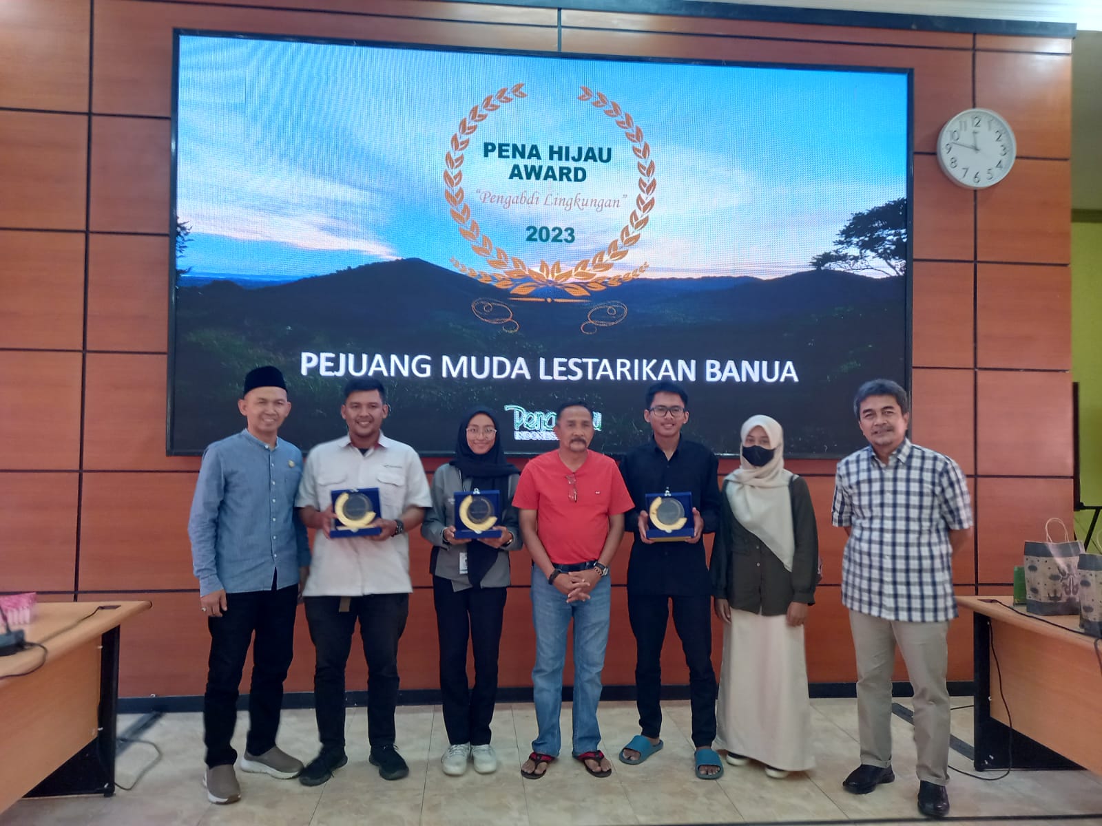 Tiga Pejuang Muda di Kalimantan Selatan Raih Pena Hijau Award 2023