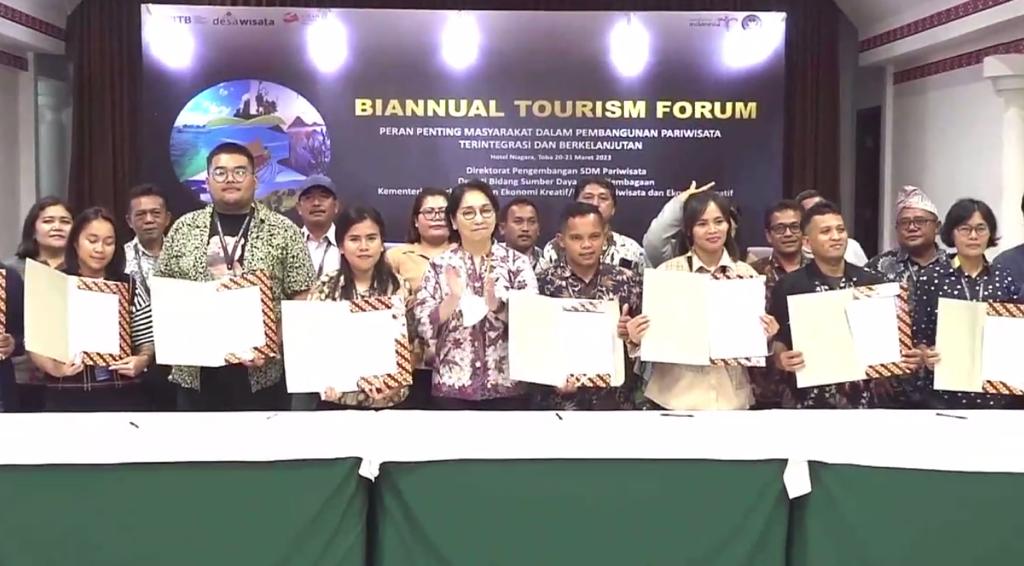 Kegiataan sosialisasi sadar wisata 5.0 di Kawasan Destinasi Wisata SUper Prioritas Danau Toba