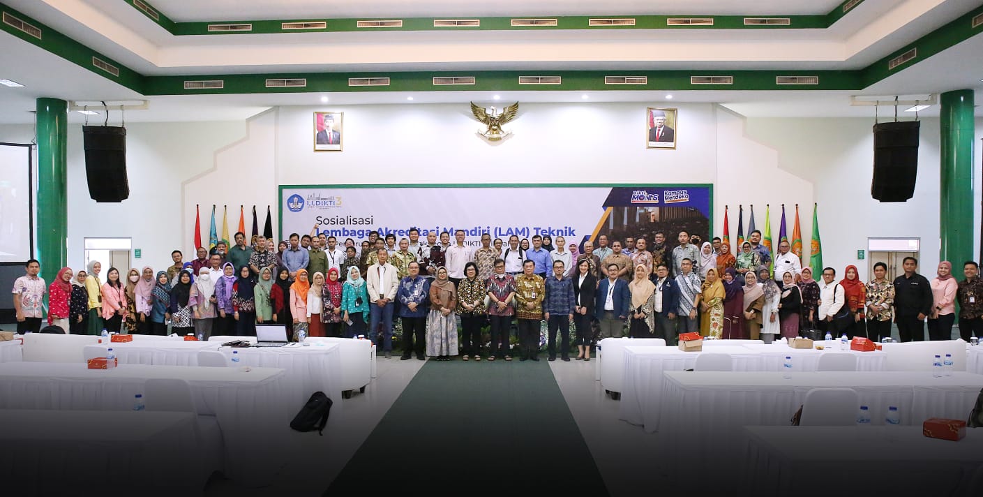 Kegiatan sosialisasi terkait kebijakan dan prosedur pengajuan akreditasi bagi Program Studi Teknik pada Perguruan Tinggi di Jakarta.