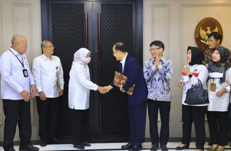 Penandatanganan MoU terkait peningkatan kompetensi tenaga kerja melalui program pelatihan vokasi dengan pihak HHI