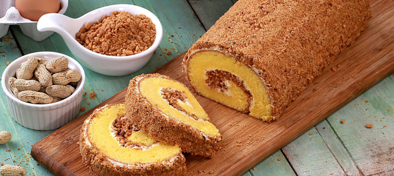 Bolu Meranti menjadi salah satu oleh-oleh khas Medan yagn wajib dibeli.