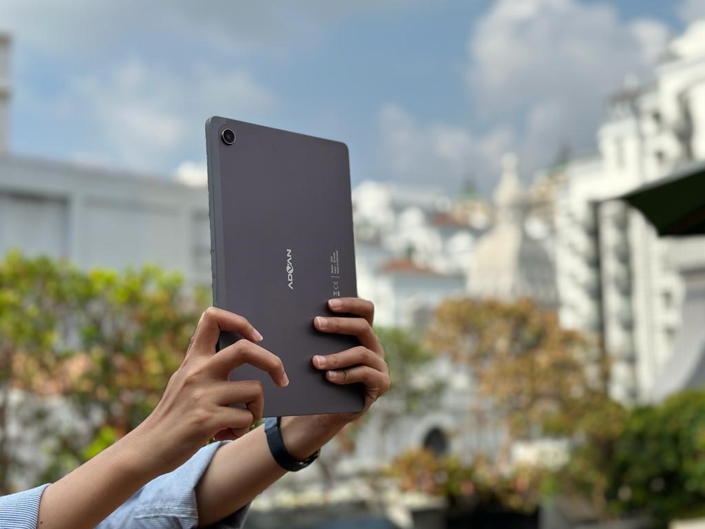 Tablet VX Lite ini memiliki processor yang superior di kelasnya dan cocok digunakan untuk bermain game 3D.