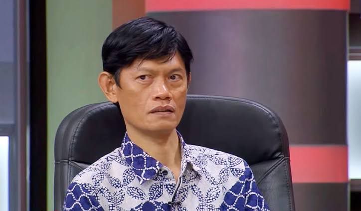 Direktur Eksekutif Maarif Institute Abd Rohim Ghazali mengecam, kepala daerah yang melarang, atau tidak mengizinkan salat Id pada Jumat (21/