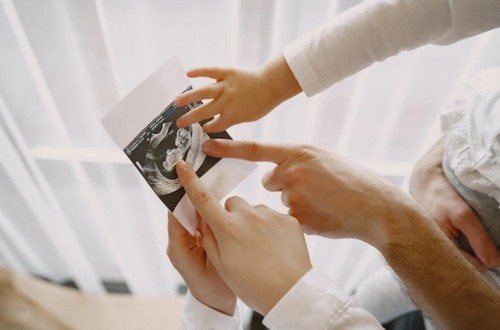 Kenali apa itu Abortus Imminens, gejala dan cara mengatasinya.