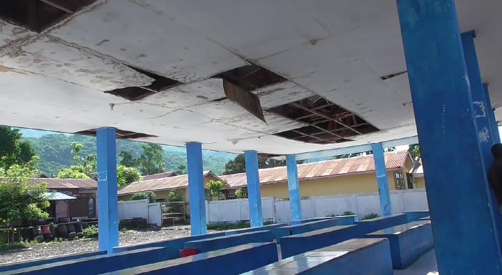 Kondisi Terminal Lamalawang di Flores Timur, NTT yang rusak parah.
