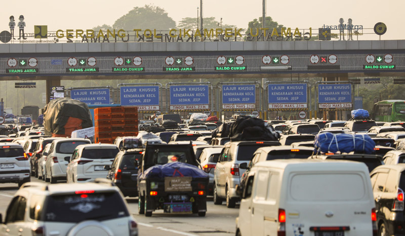 Berdasarkan data dari Posko Angkutan Lebaran 2023, jumlah penumpang angkutan umum mencapai 1.308.290 orang.