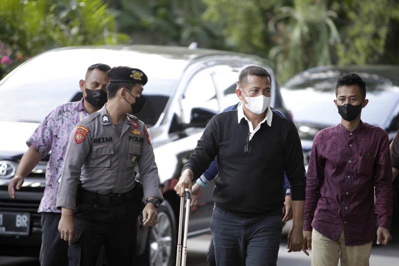 KPK selidiki keterlibatan PT Tanur Muthmainnah dalam kasus suap Bupati nonaktif Meranti Muhammad Adil.