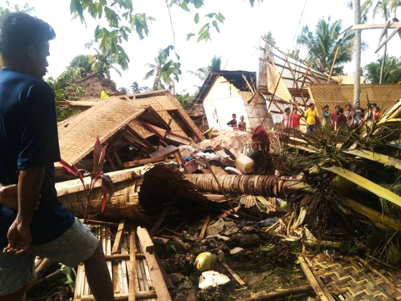 Dampak angin kencang disertai hujan di Desa Ate Dalo, Kecamatan Kodi, Sumba Barat Daya.