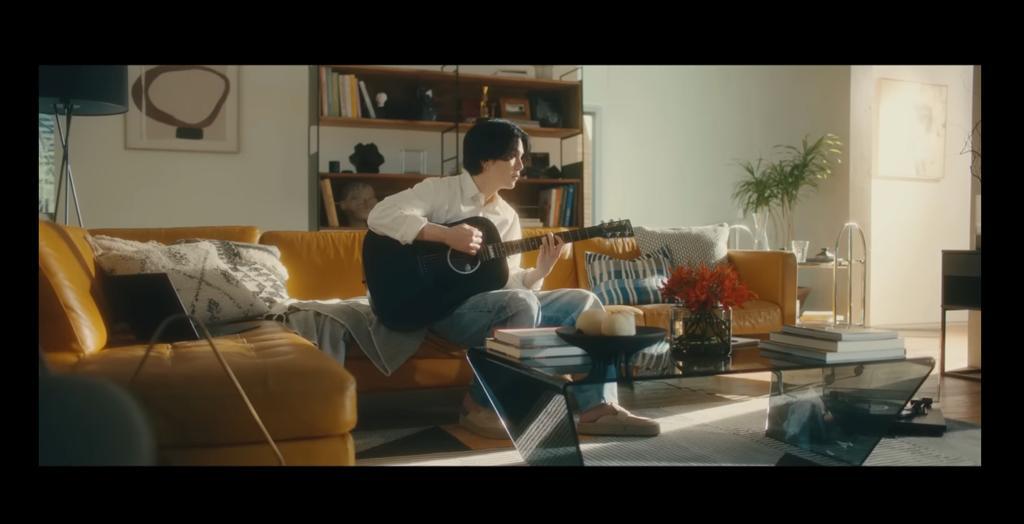 Lagu People pt.2 kolaborasi Suga BTS-IU resmi diluncurkan, Jumat (7/4)