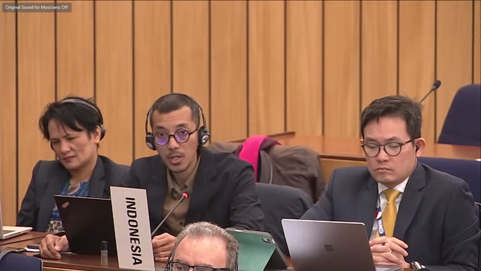 Wakil Indonesia saat pertemuan pada forum International Maritime Organization (IMO) di London, Inggris.