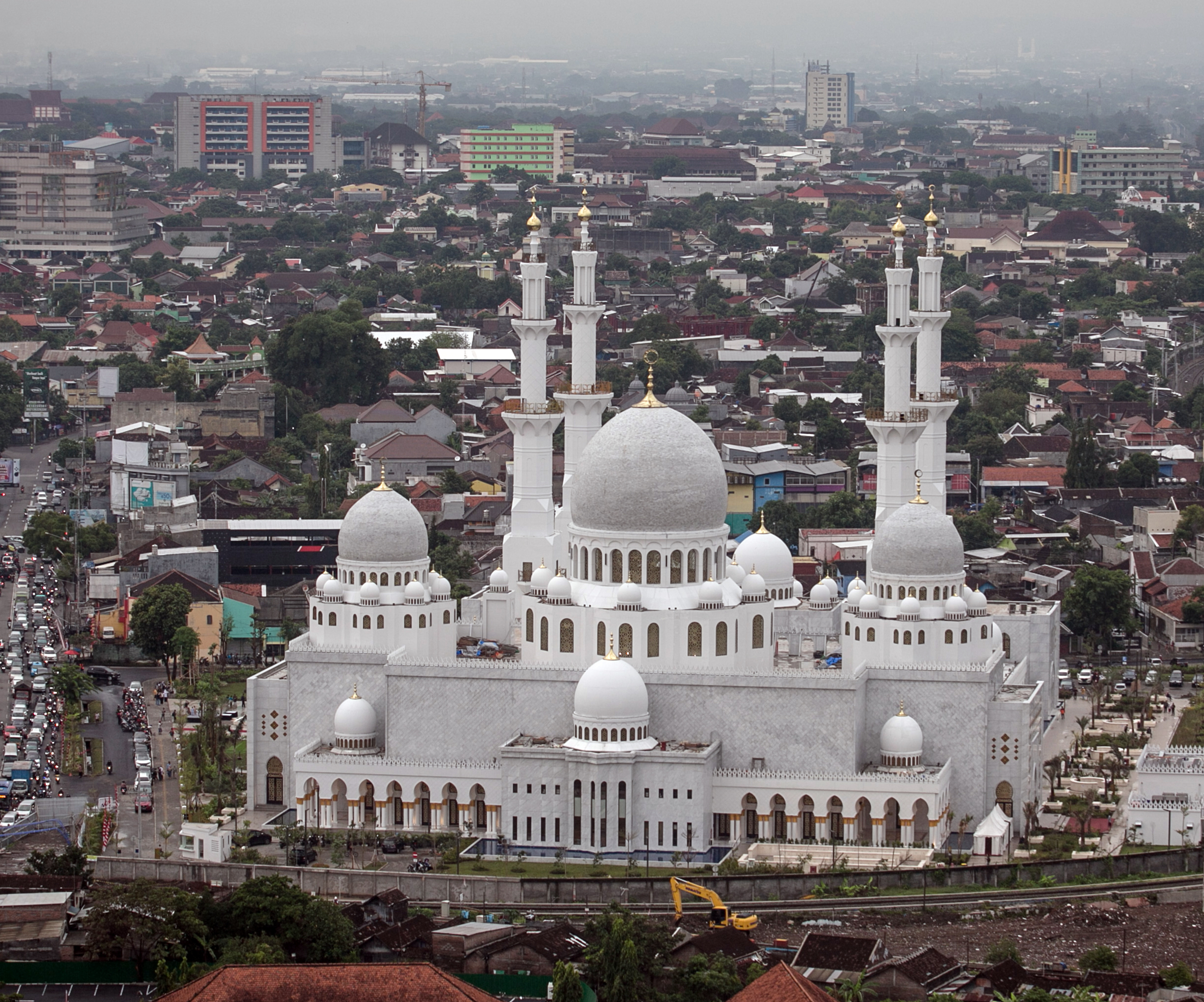 Masjid Sheikh Zayed, Surakarta, Jawa Tengah.