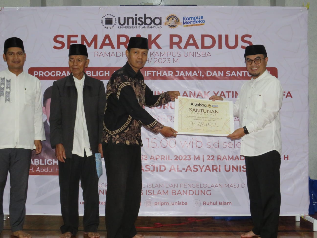 Universitas Islam Bandung Tebar Santunan untuk Anak Yatim dan Duafa