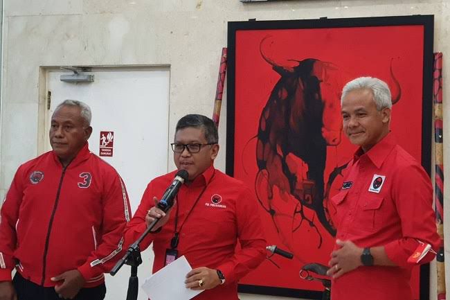 PDIP Tunjuk Ahmad Basarah dan Adian Napitupulu Jadi Koordinator Relawan Ganjar