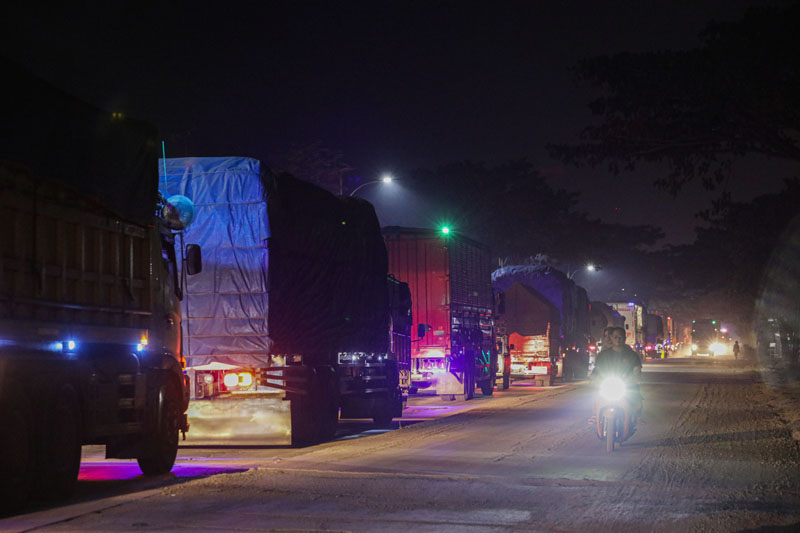 Para pemudik yang menggunakan Jalur Pantura dan Jalur Alternatif diminta waspada kecelakaan, macet, dan bencana alam.