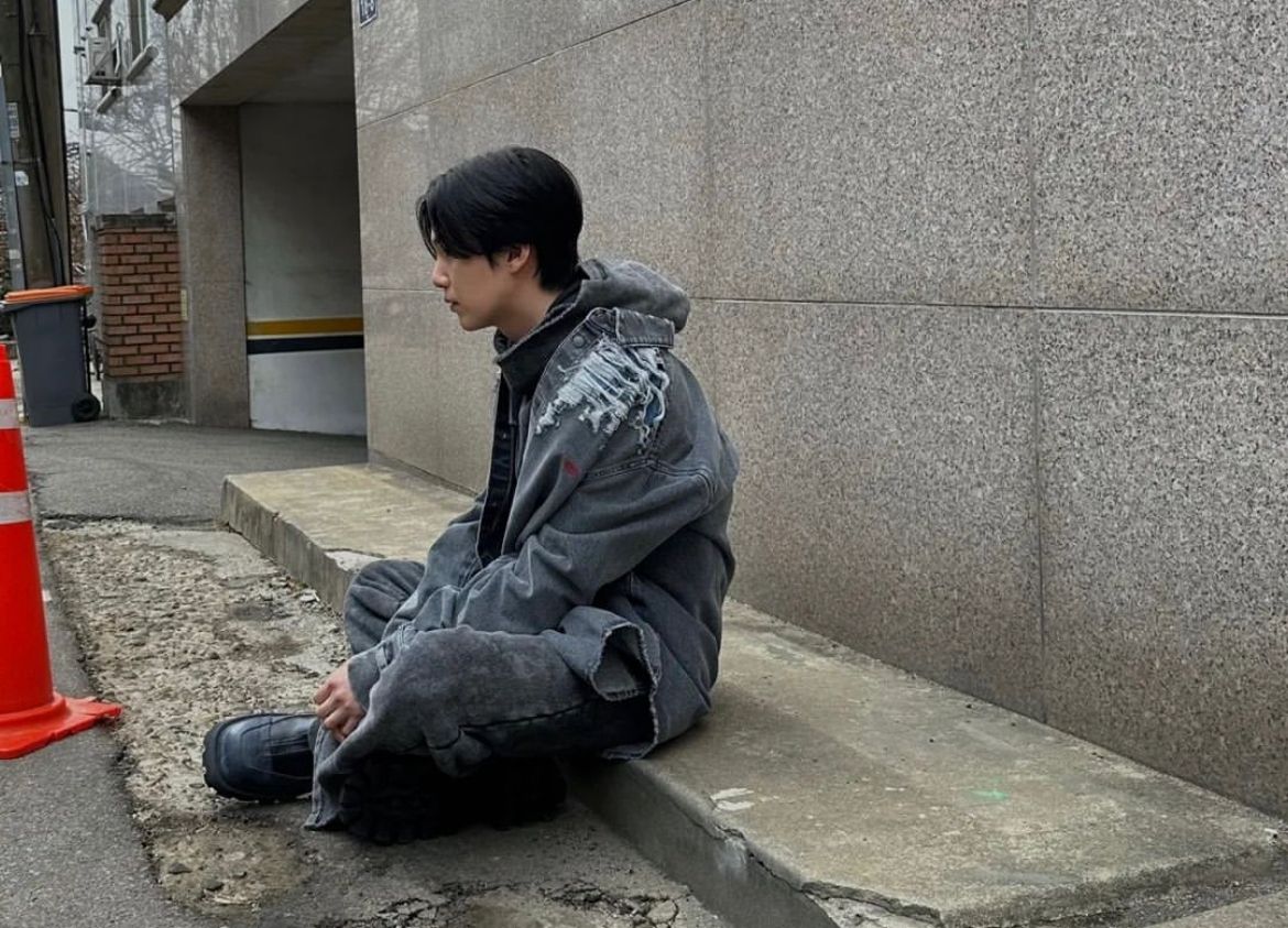  Lagu Amygdala berikut video musiknya. Lagu ini resmi diluncurkan oada Senin (24/4) malam waktu Korea Selatan.