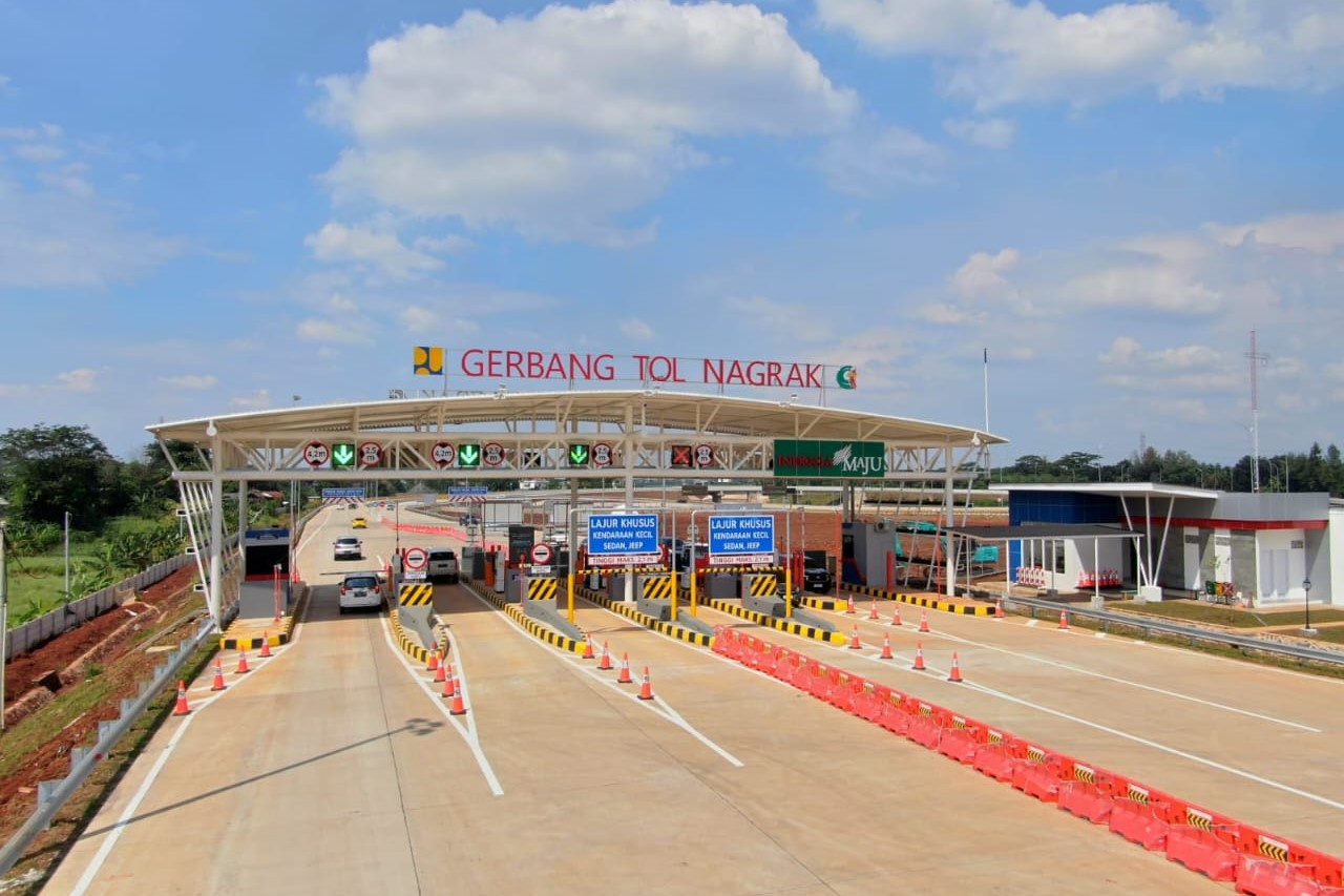 Sinar Mas Land membuka gerbang Tol Nagrak yang berada di kawasan township Kota Wisata Cibubur. 