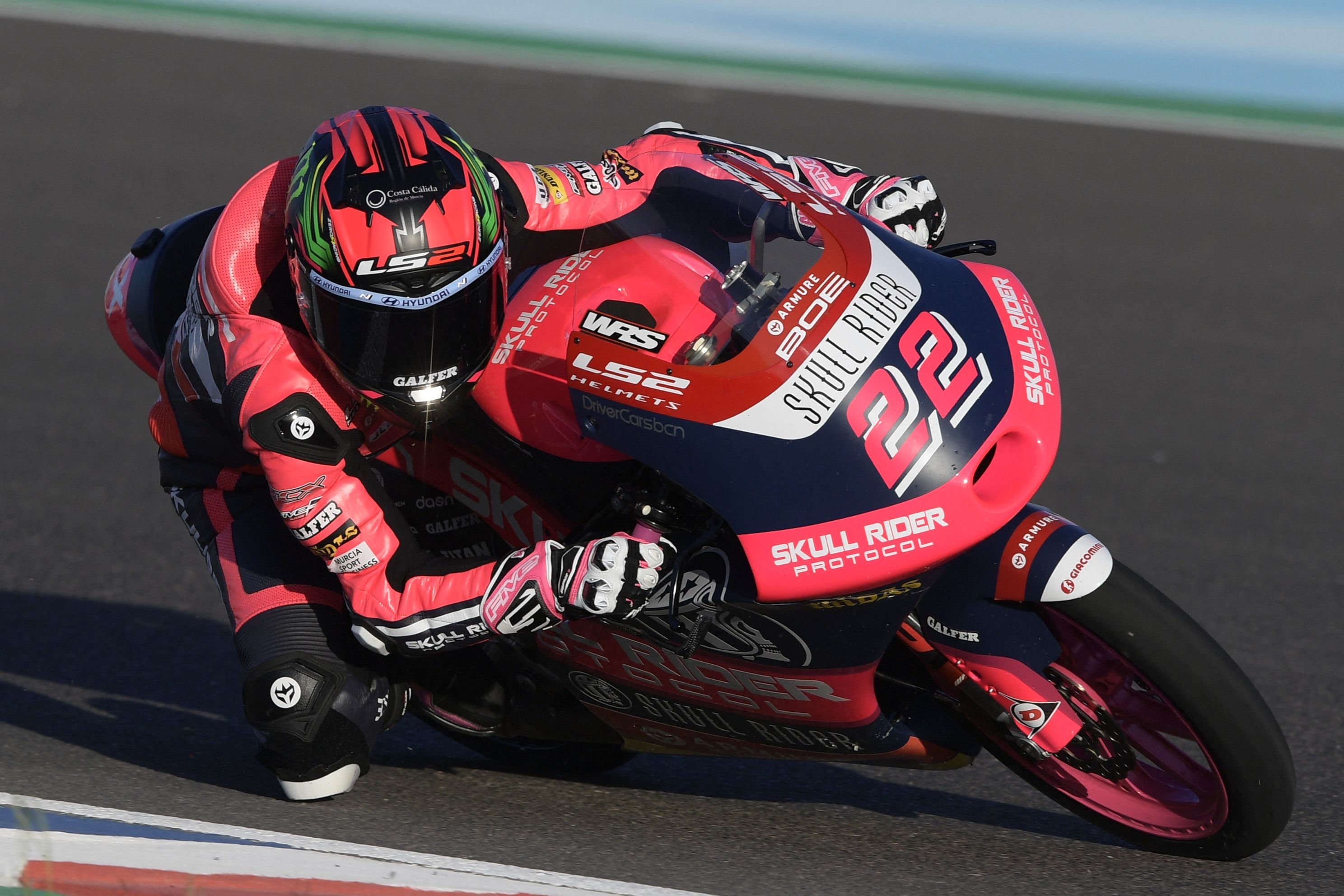 Pembalap wanita di Moto3 Ana Carrasco.