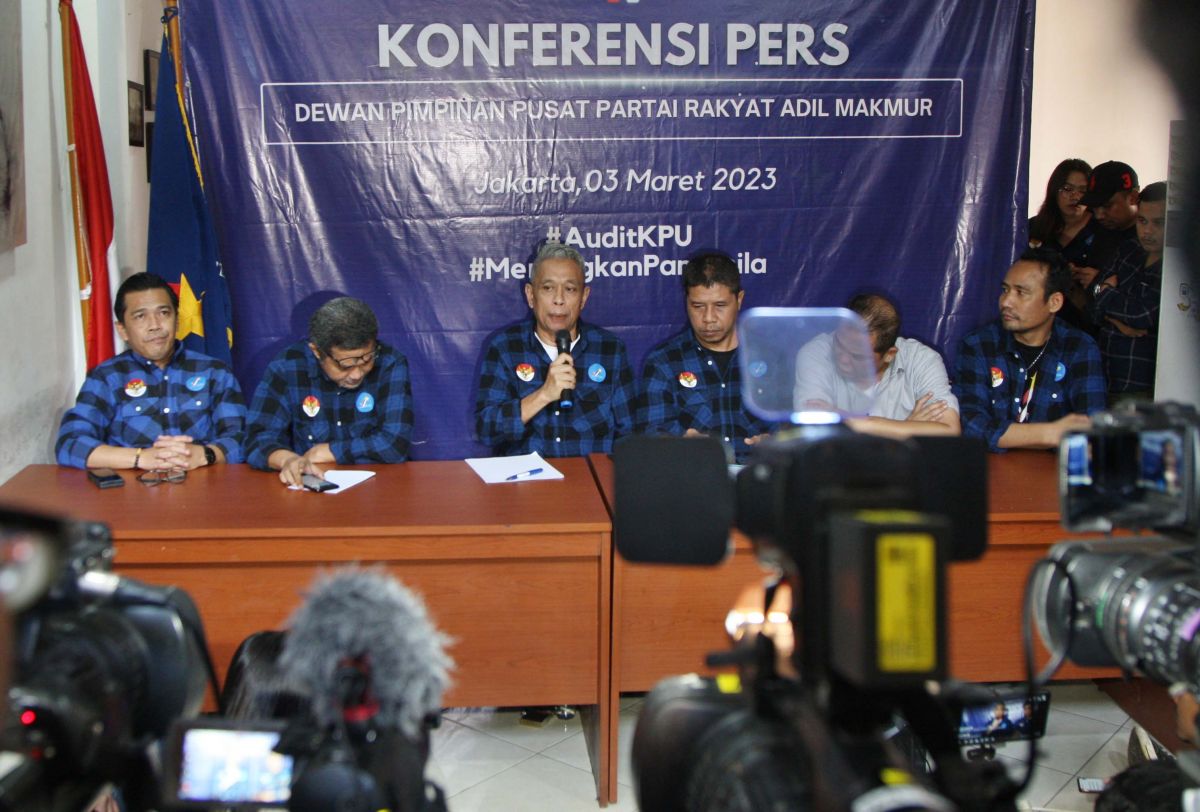 Partai Prima saat memberikan keterangan pers terkait gugatannya