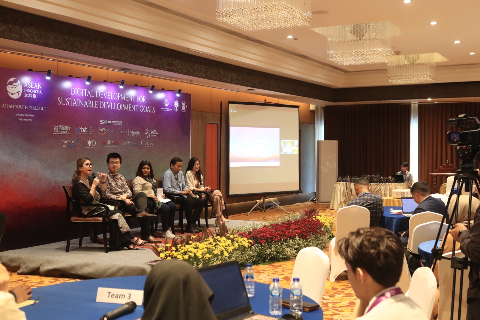 Kreativitas Kaum Muda dan Peran Digital Turut Ciptakan Nilai Bisnis yang Unggul