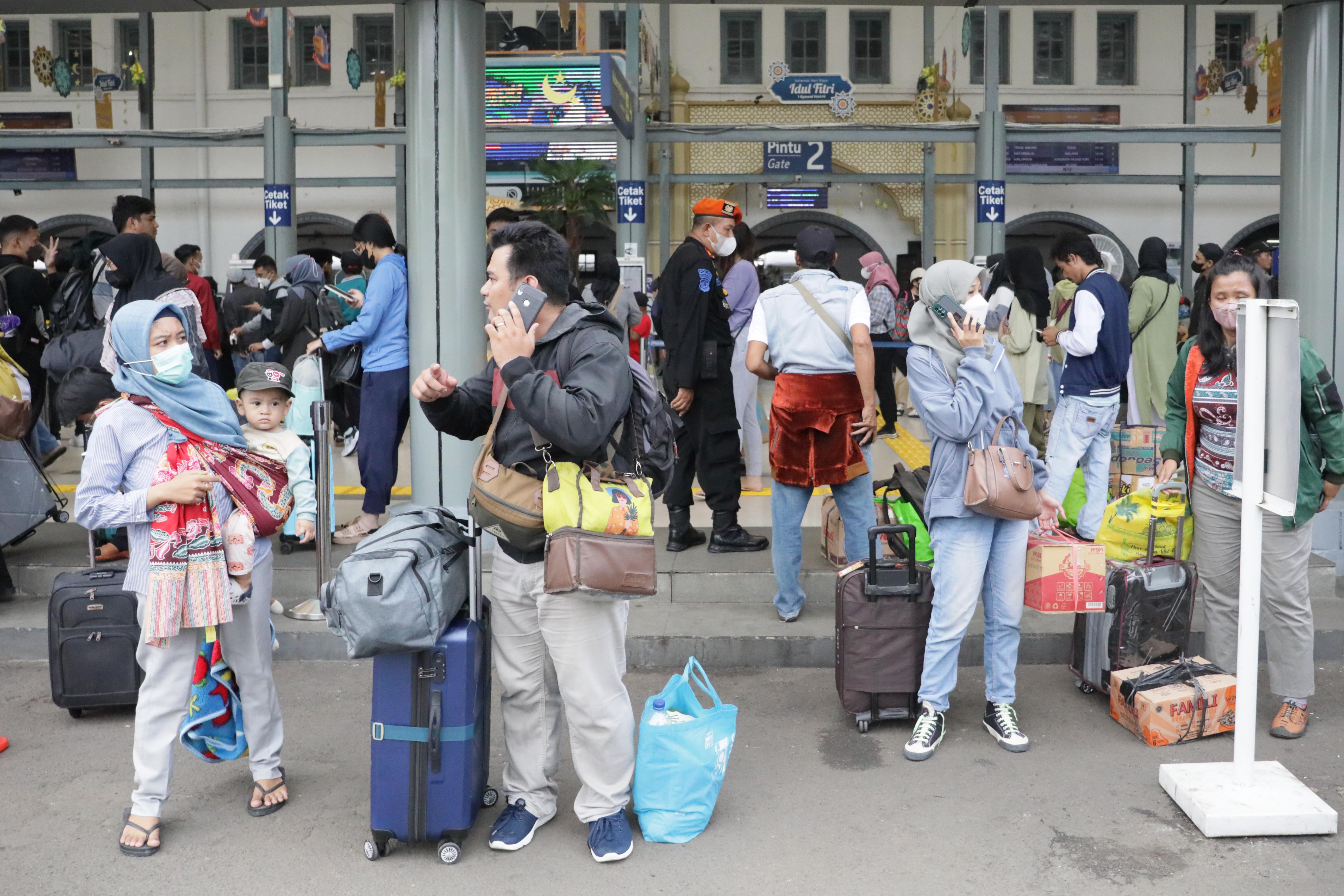 Arus Balik, Kemenhub: Jumlah Penumpang Angkutan Umum Naik