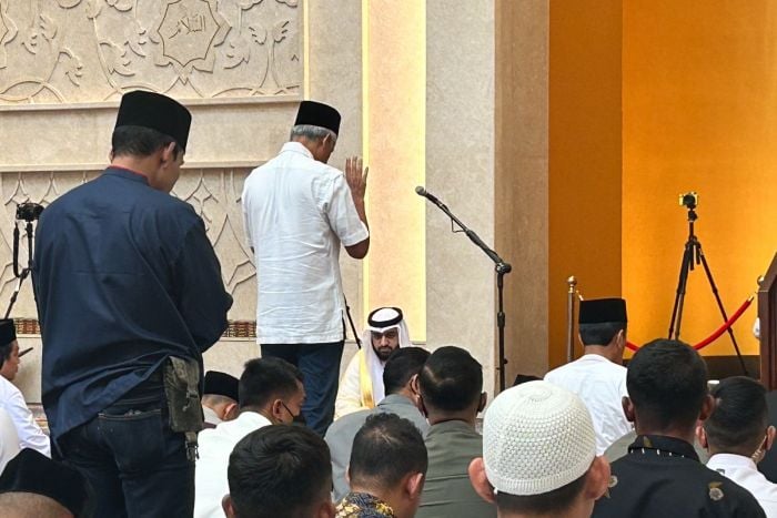 Kedekatan Jokowi dan Ganjar Pranowo di Solo menunjukan hubungan keduanya membaik, namun masih kikuk.