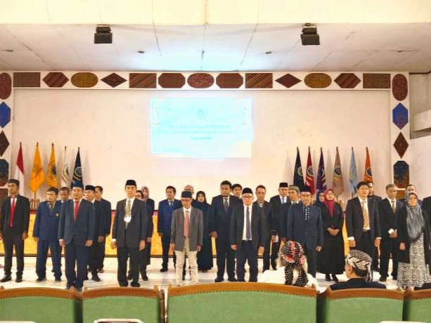 Pelantikan pejabat baru ISTA Al-Kamal, Rabu (12/4).