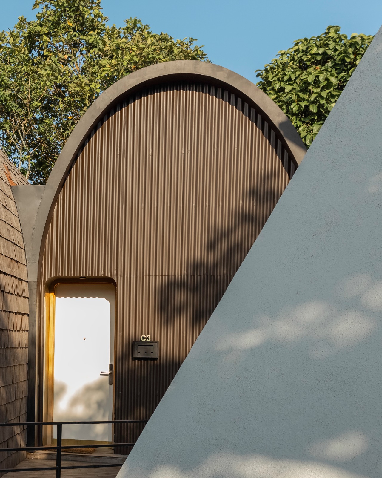 The House Tour Hotel